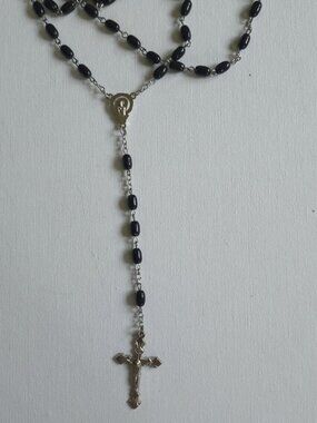 Vintage Black Oval Bead Rosary Necklace Silver Tone Crucifix Virgin Mary Center